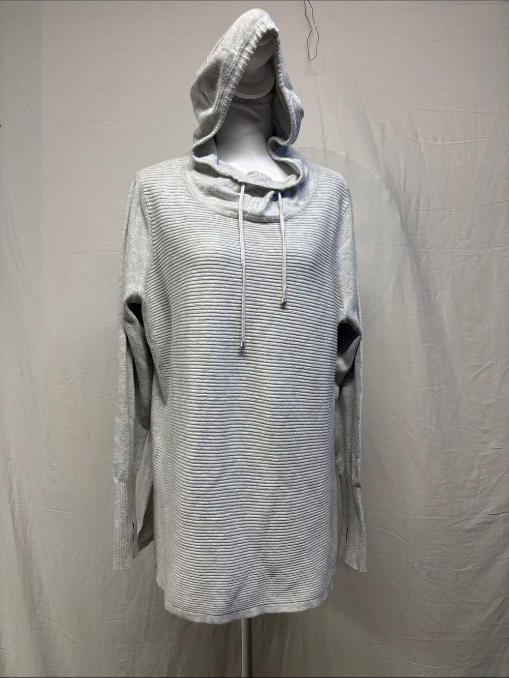 Cosy Cynthia Rowley Light Gray Ribbed Hooded Pullover